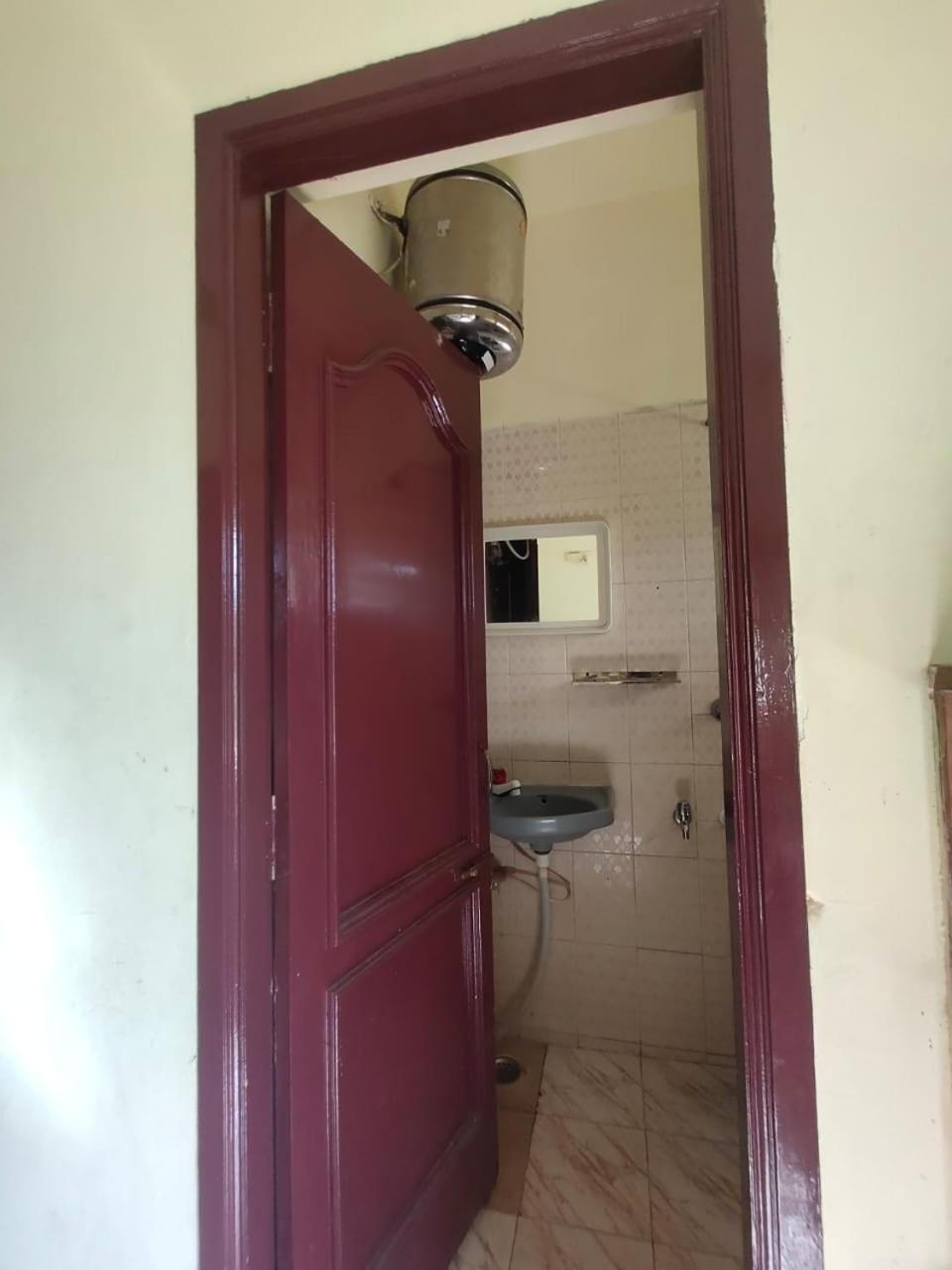Hotel Ruchi イェールカードゥ エクステリア 写真